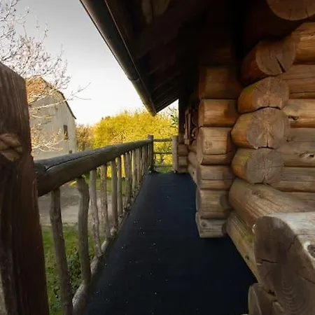 La Des Colibris בקתה Rieupeyroux (Aveyron)