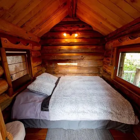 בקתה La Des Colibris Rieupeyroux (Aveyron)